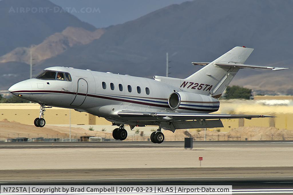 N725TA, 1996 Raytheon HAWKER 800XP C/N 258297, Wells Fargo Bank - Salt Lake City, Utah / 1996 Raytheon Aircraft Company Hawker 800XP