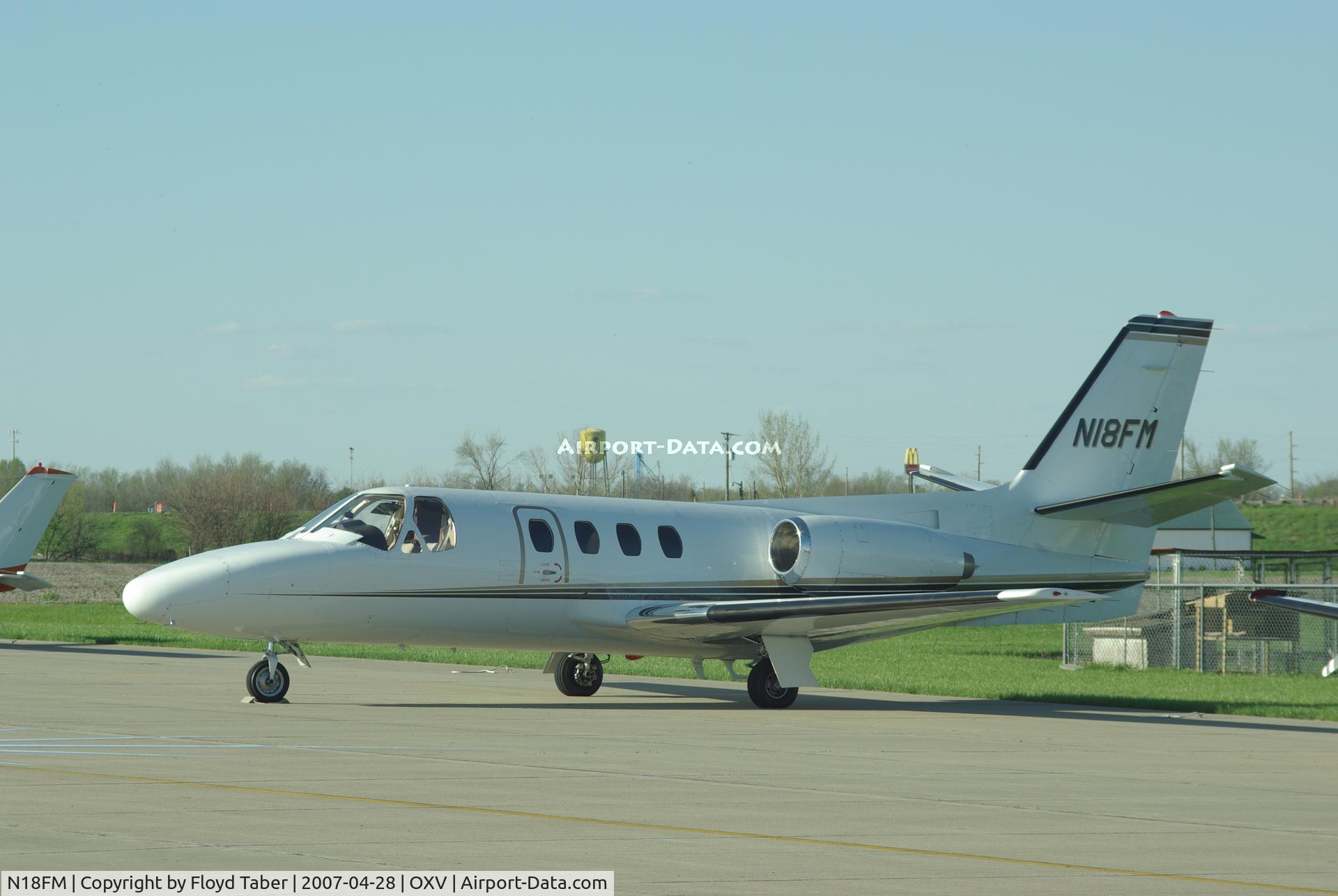 N18FM, 1971 Cessna 500 Citation C/N 500-0014, Coming for the Sprint Car Outlaw Races