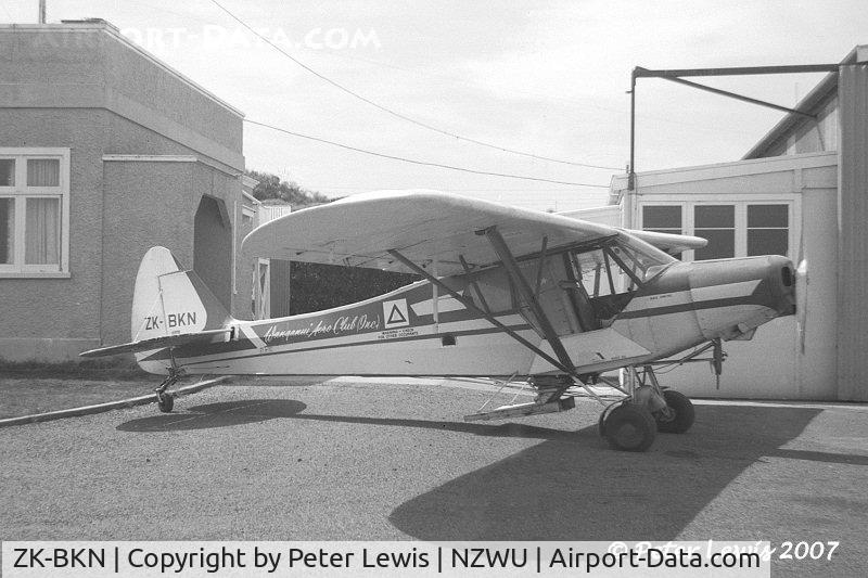ZK-BKN, Piper PA-18A-150 Super Cub C/N 18-4754, Wanganui Aero Club, the 1960s when aero clubs did crop dusting