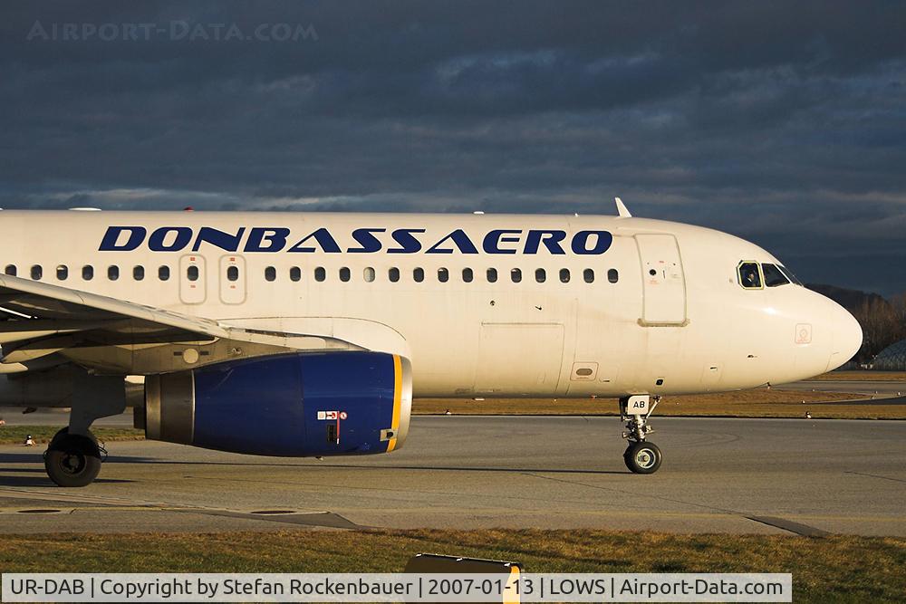 UR-DAB, 1991 Airbus A320-231 C/N 230, Early morning departure.