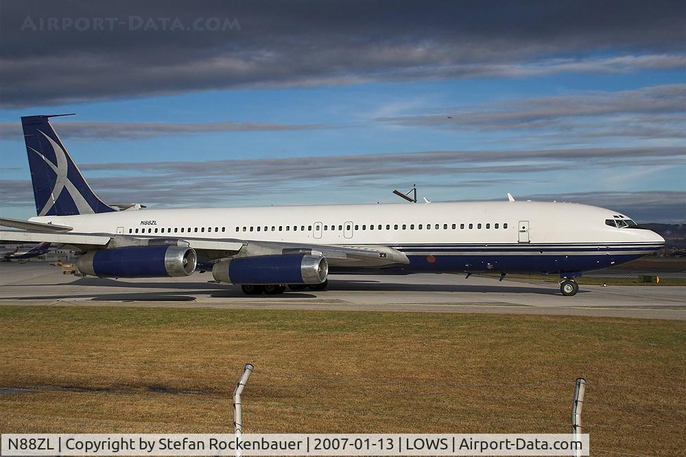 N88ZL, 1965 Boeing 707-330B C/N 18928, Taxiing to RWY34 for Departure.