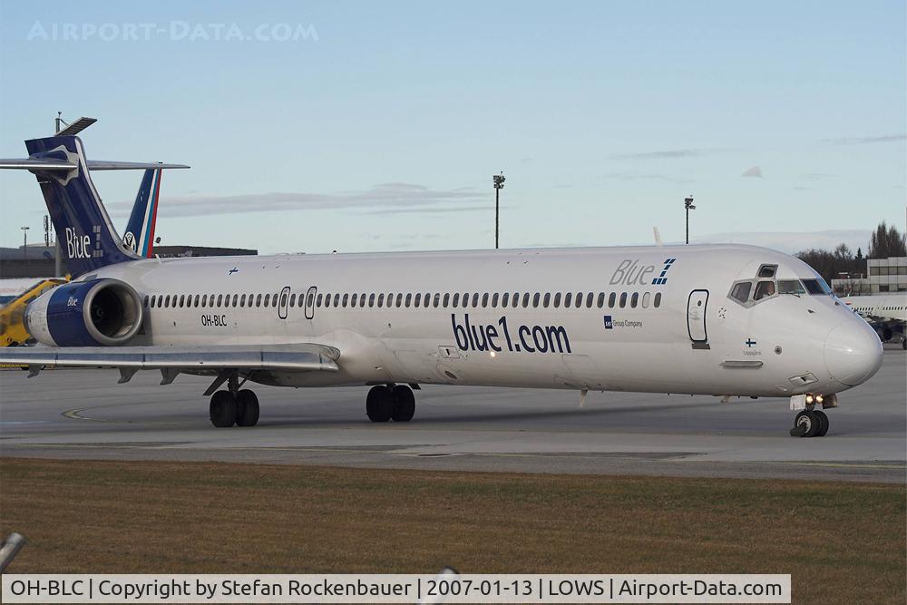 OH-BLC, 1996 McDonnell Douglas MD-90-30 C/N 53459, Maddog of Blue1.