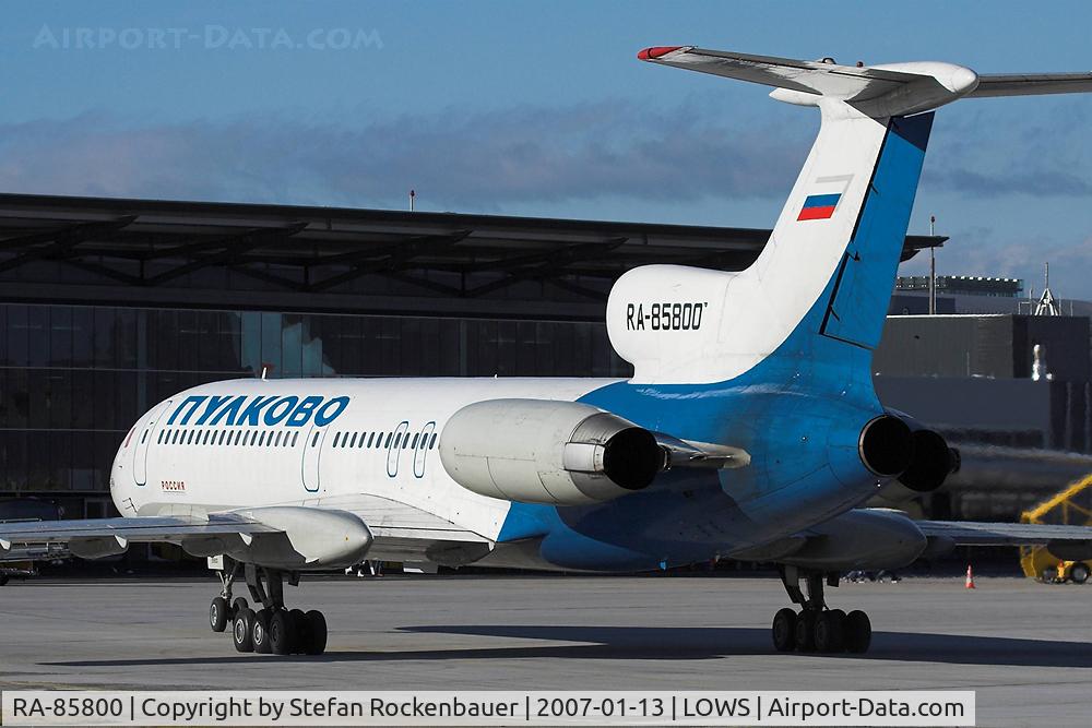 RA-85800, 1994 Tupolev Tu-154M C/N 94A984, TU-154 taxies into parking position.