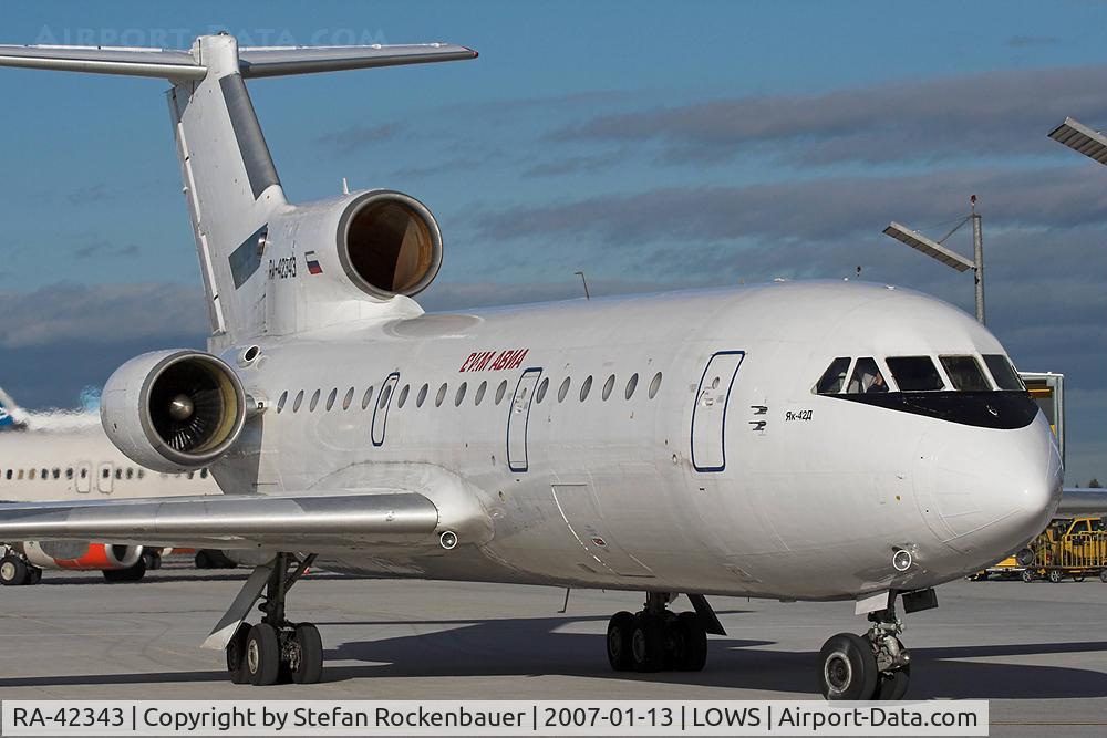 RA-42343, 1987 Yakovlev Yak-42 C/N 4520421708285, I love the YAK-42.