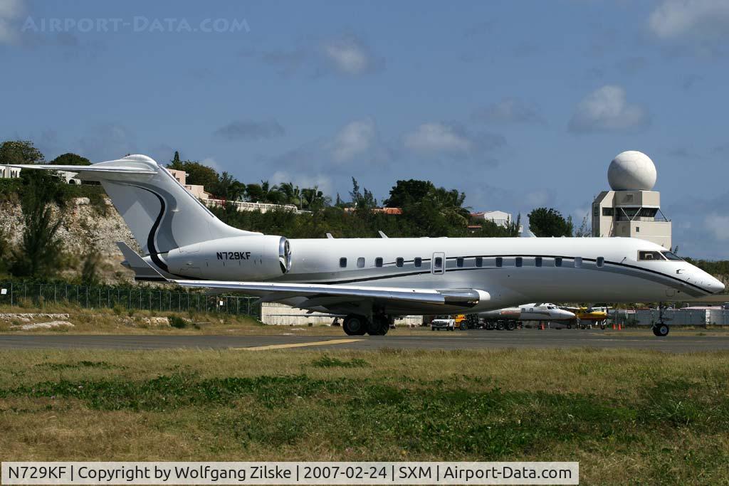 N729KF, 2005 Bombardier BD-700-1A11 Global 5000 C/N 9172, visitor
