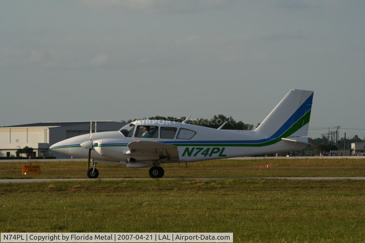 N74PL, 1974 Piper PA-23-250 C/N 27-7405272, 1974 PA-23