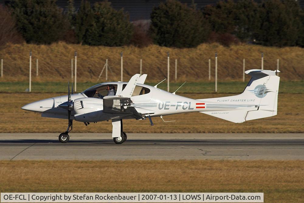 OE-FCL, Diamond DA-42 Twin Star C/N 42.052, DA-42