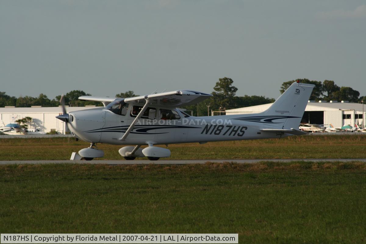 N187HS, 2005 Cessna 172S C/N 172S9945, C172