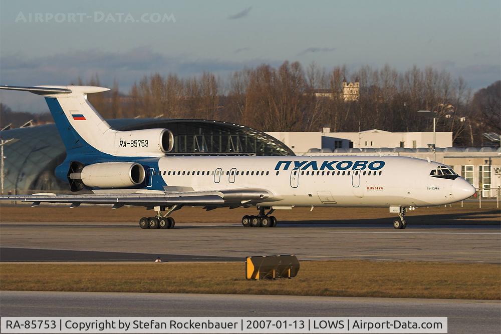 RA-85753, 1992 Tupolev Tu-154M C/N 92A935, TU-154M landing on RWY16.