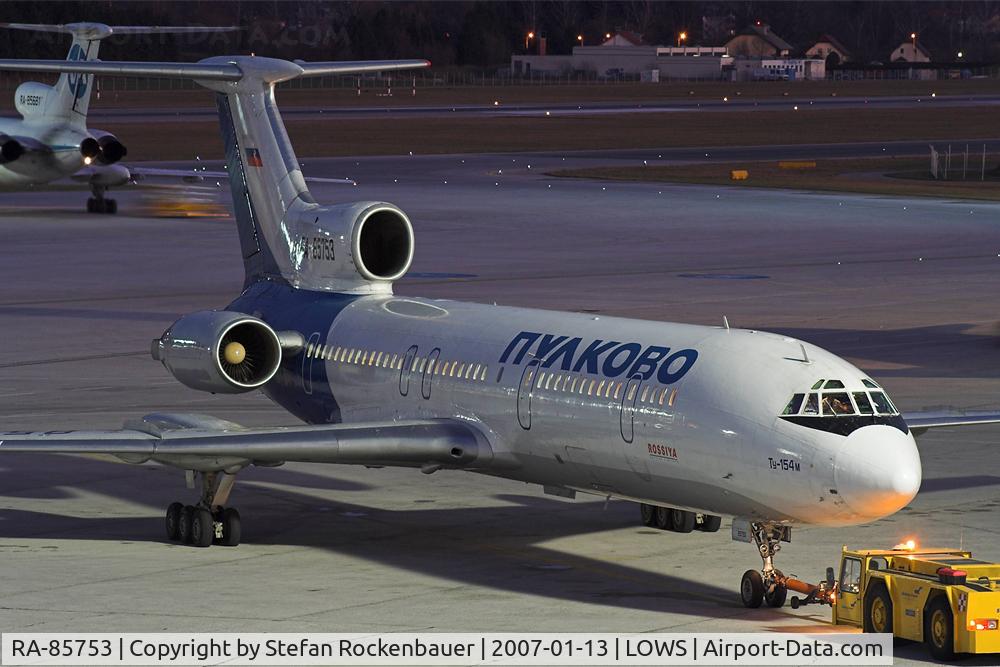 RA-85753, 1992 Tupolev Tu-154M C/N 92A935, Tupulev before pushback.