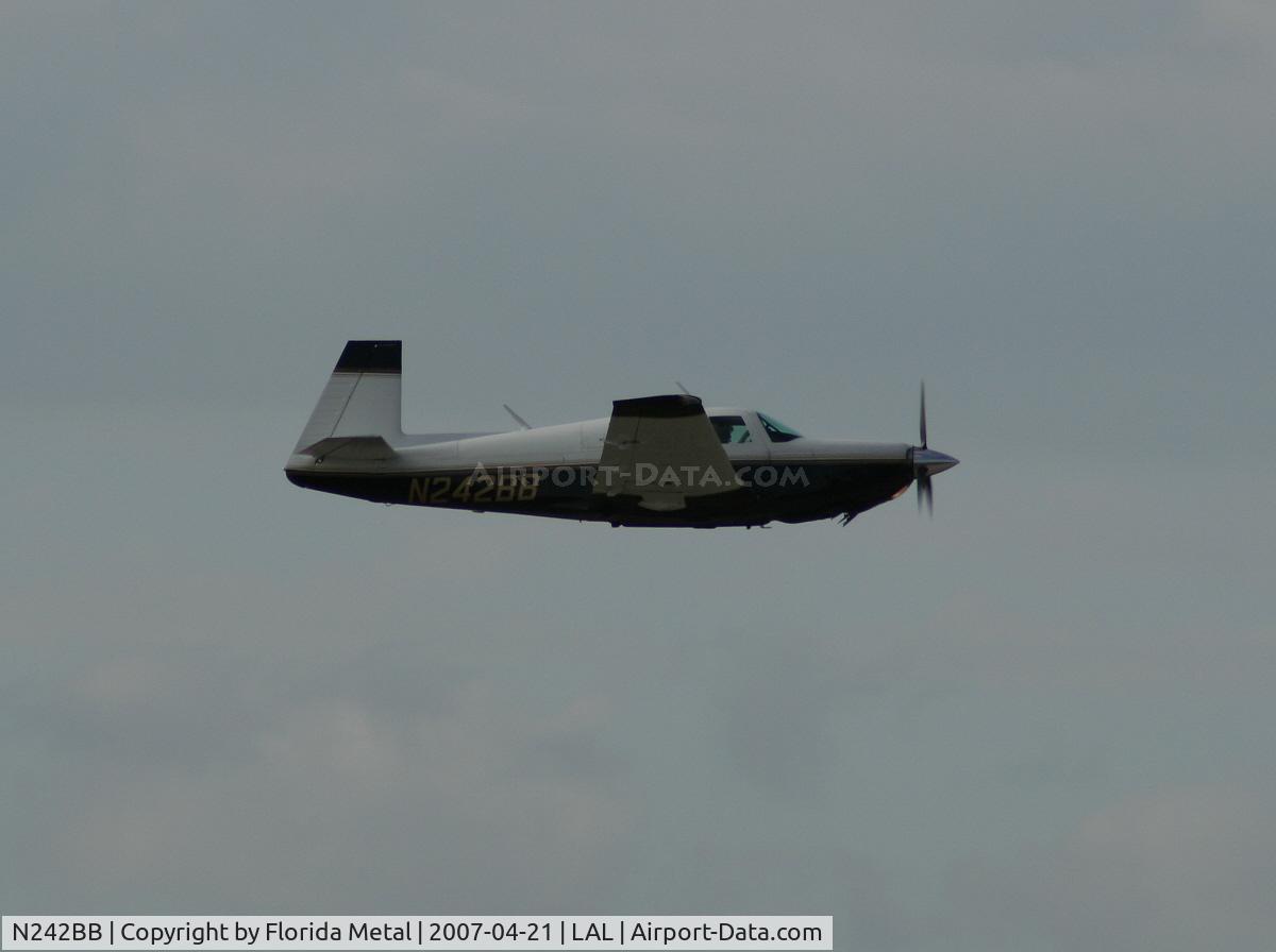 N242BB, 1980 Mooney M20K C/N 25-0485, M20K