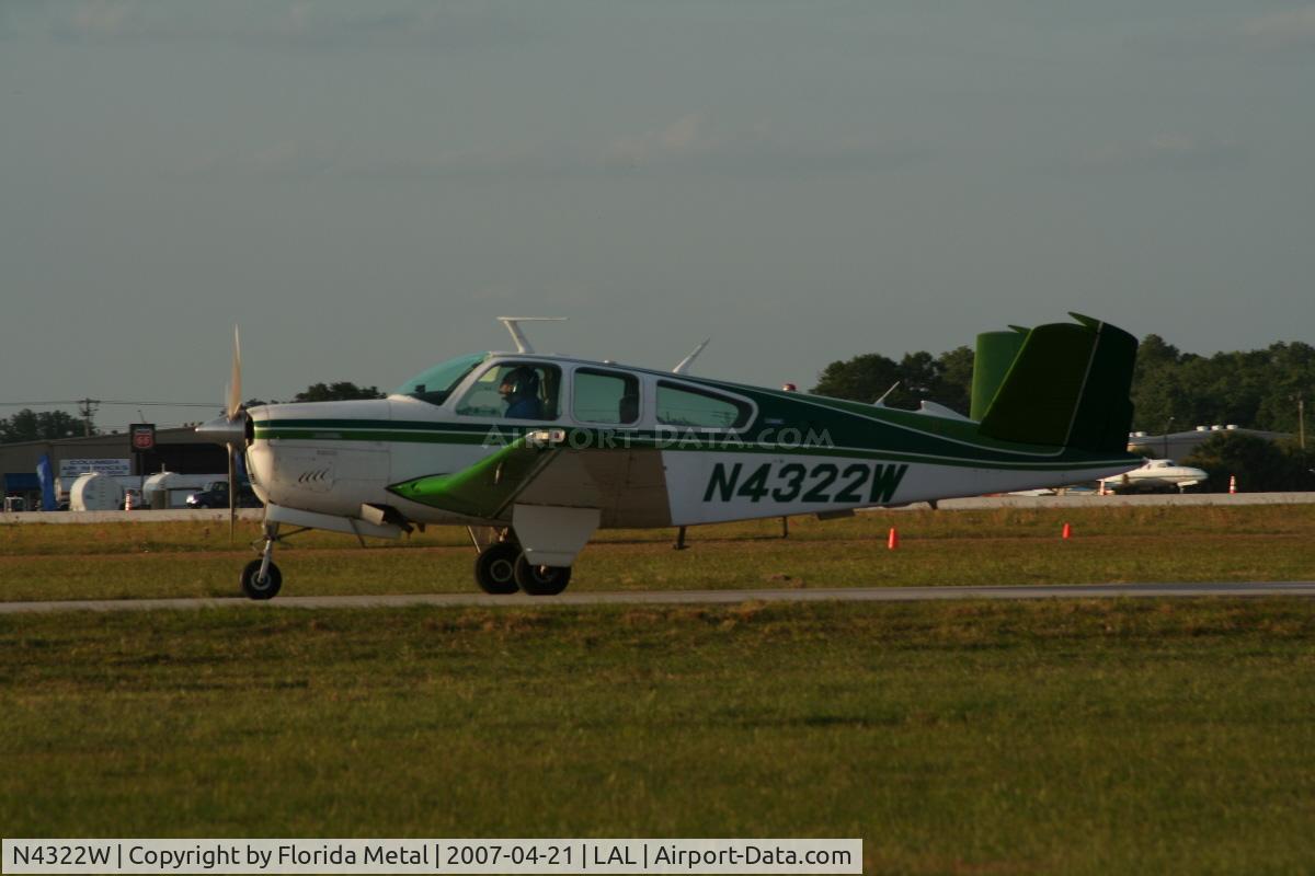 N4322W, 1974 Beech V35B Bonanza C/N D-9589, V35