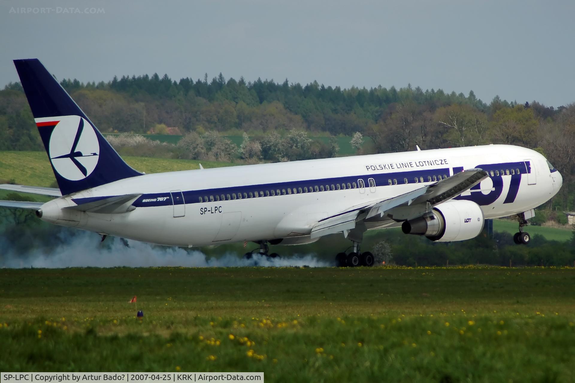 SP-LPC, 1997 Boeing 767-35D/ER C/N 28656, Lot