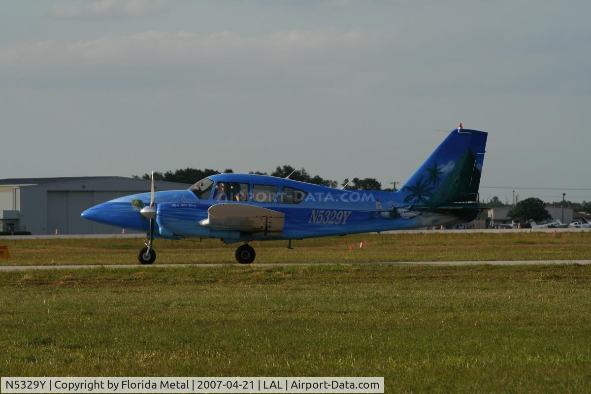 N5329Y, 1963 Piper PA-23-250 Aztec C/N 27-2406, PA-23