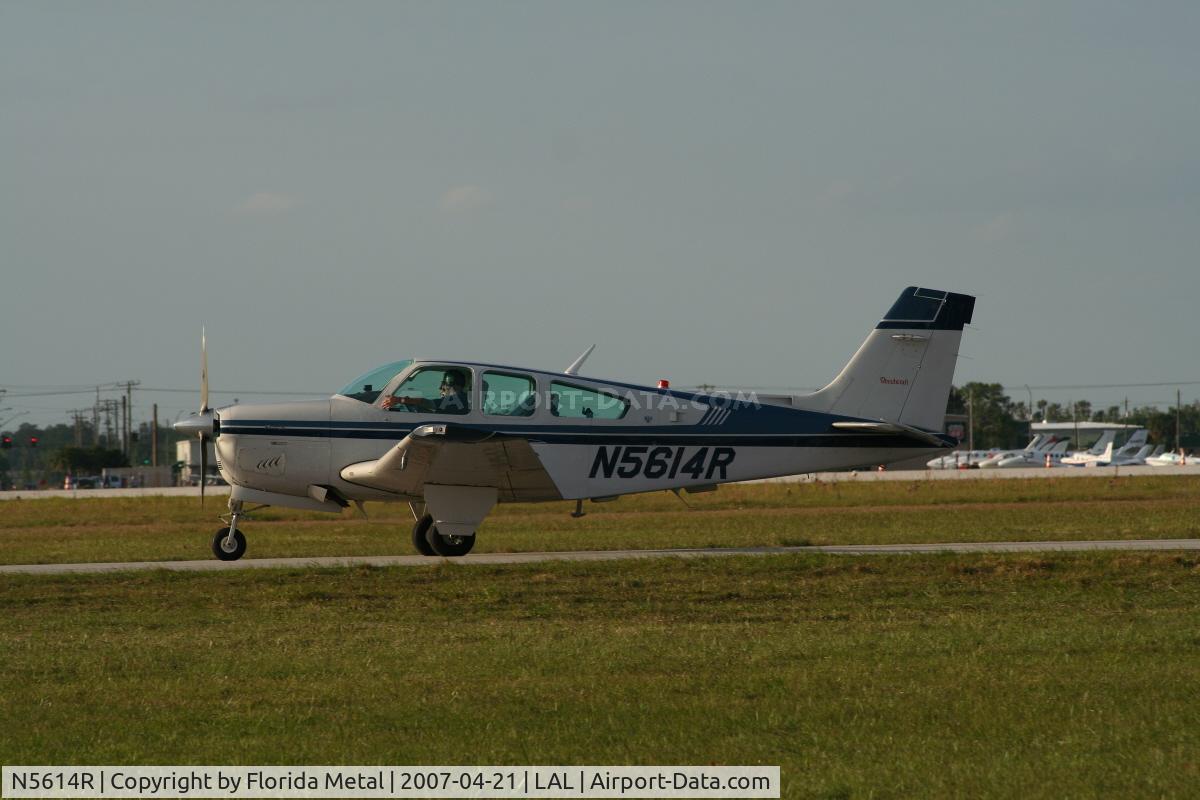 N5614R, Beech F33A Bonanza C/N CE-1414, F33