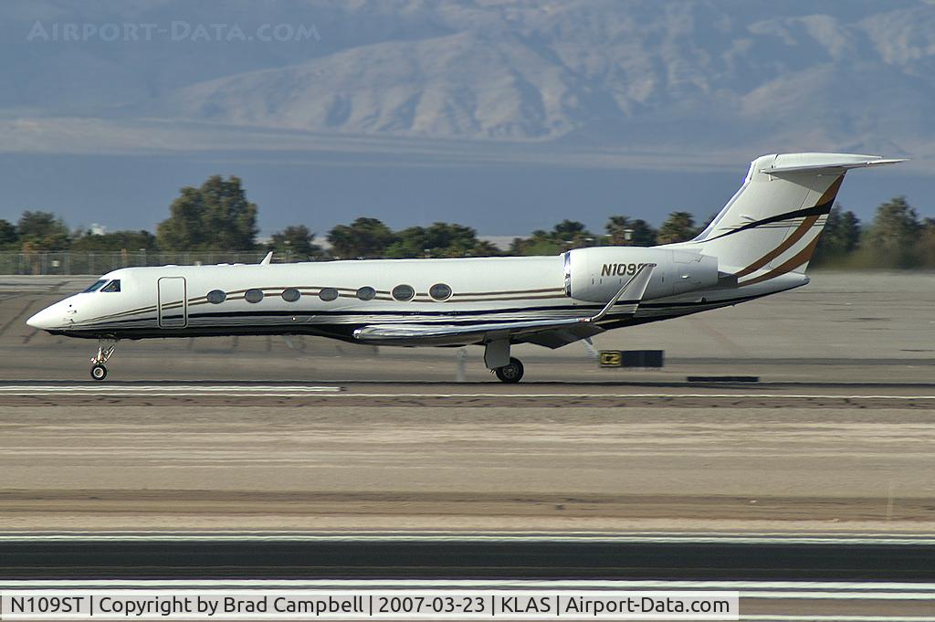 N109ST, 2004 Gulfstream Aerospace GV-SP (G550) C/N 5049, ST Aviation - Naples, Florida / 2004 Gulfstream Aerospace GV-SP (G550)