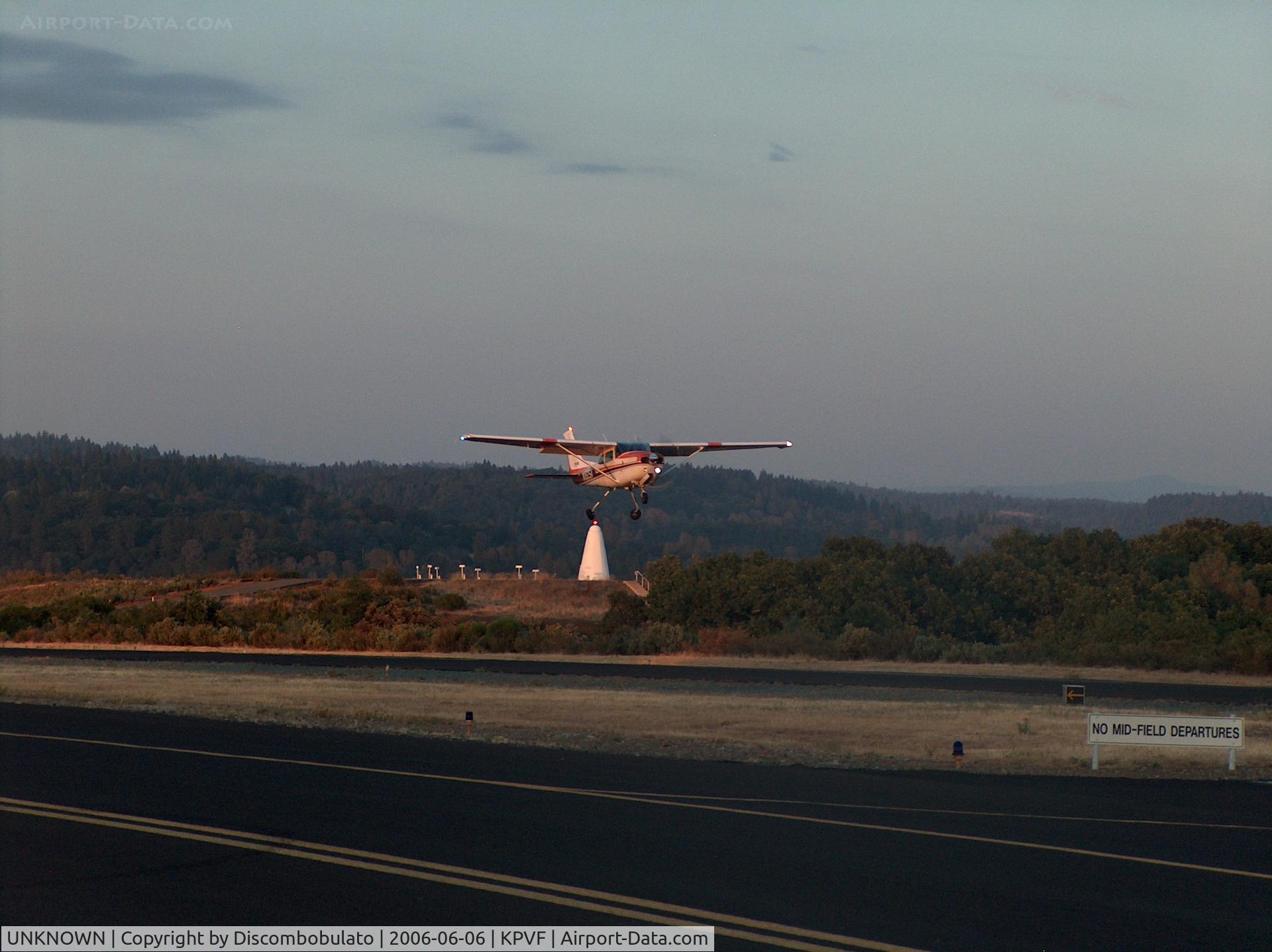 UNKNOWN, , Takeoff at dusk, with retractable landing gear.