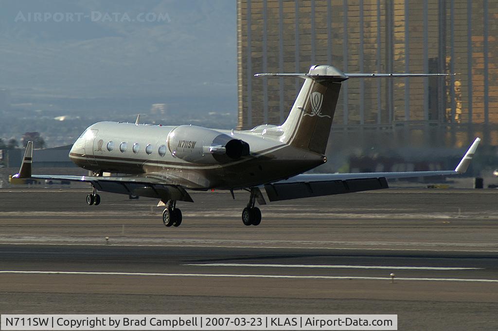N711SW, 2007 Gulfstream Aerospace GIV-X (G450) C/N 4085, Wells Fargo Bank - Salt Lake City, Utah / Gulfstream Aerospace G-IV