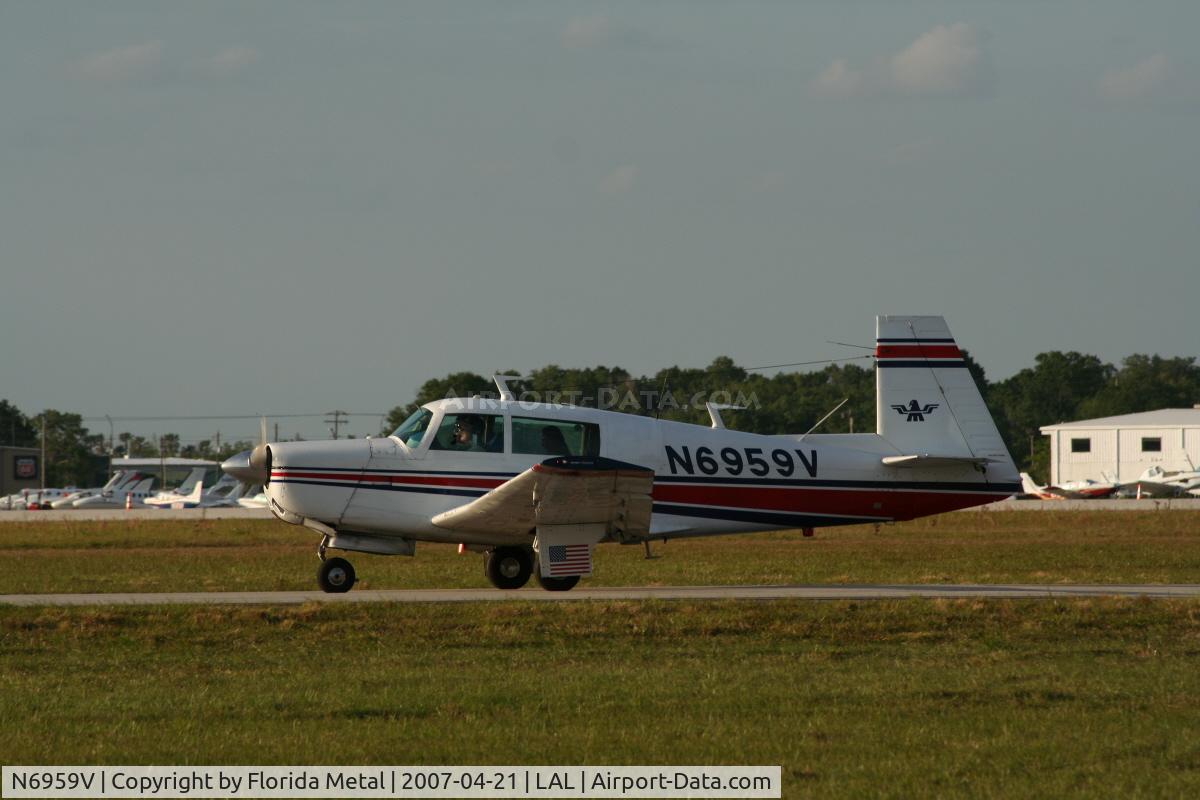 N6959V, 1975 Mooney M20F Executive C/N 22-1326, M20F