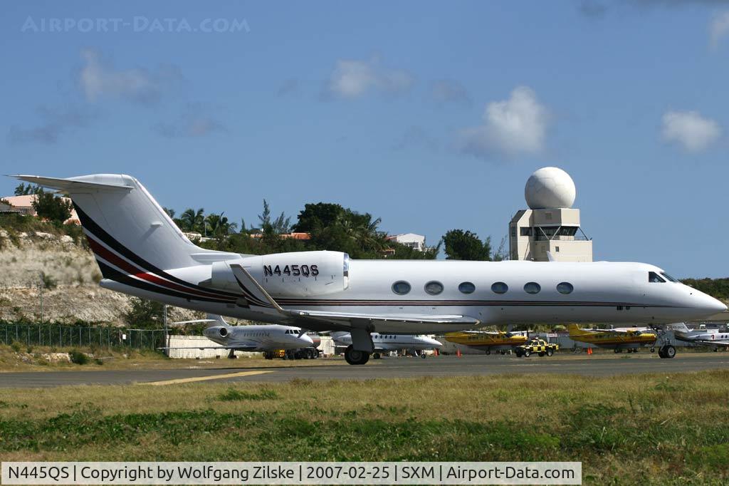N445QS, 2006 Gulfstream Aerospace GIV-X (G450) C/N 4037, visitor