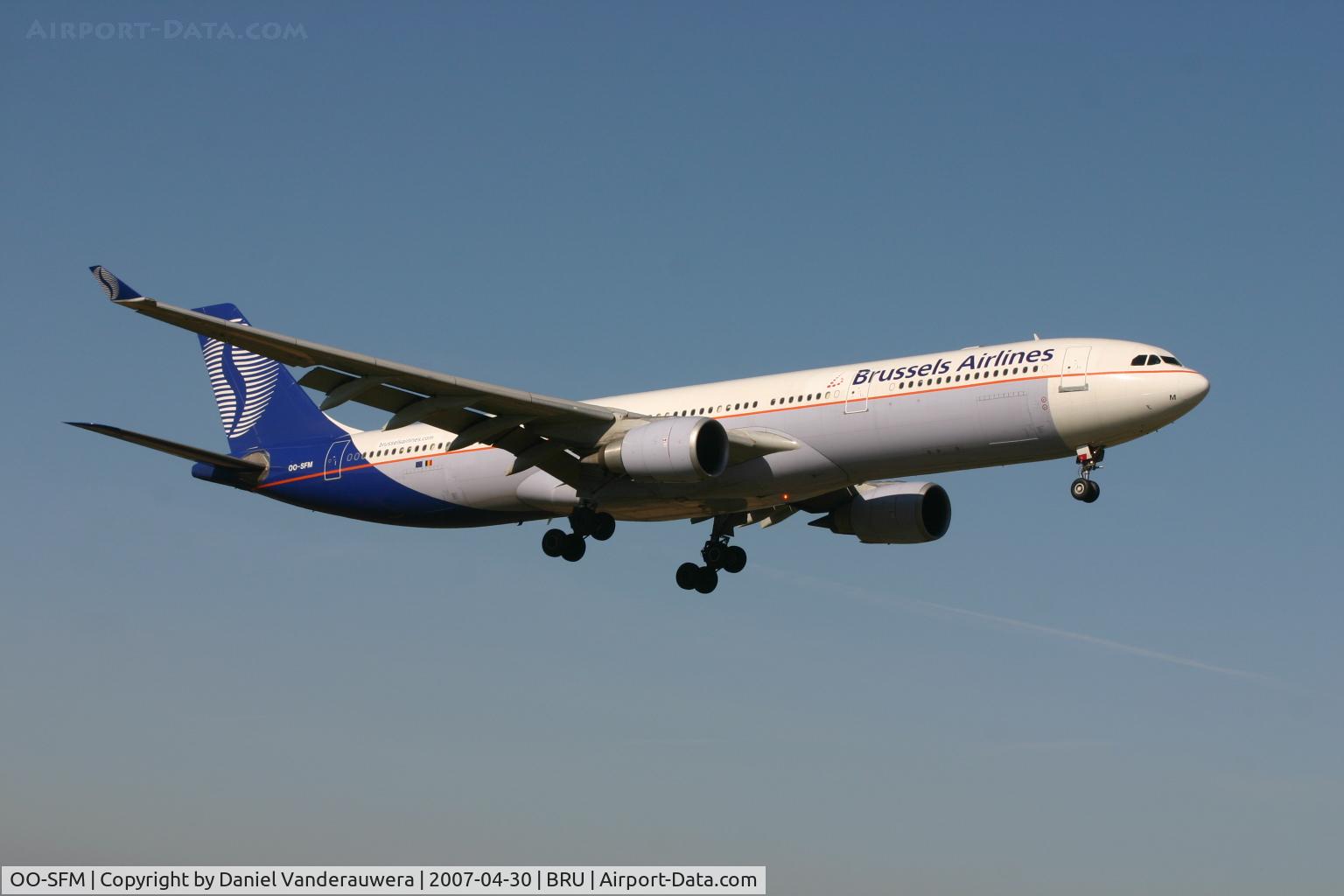 OO-SFM, 1993 Airbus A330-301 C/N 030, shortly before landing on rwy 02