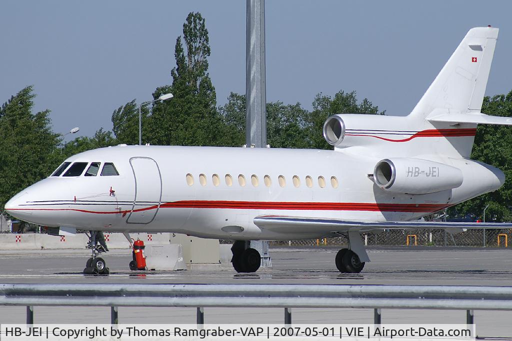 HB-JEI, 1990 Dassault Falcon 900 C/N 86, Clear Sky (operated by Dasair) Dassault Falcon 900