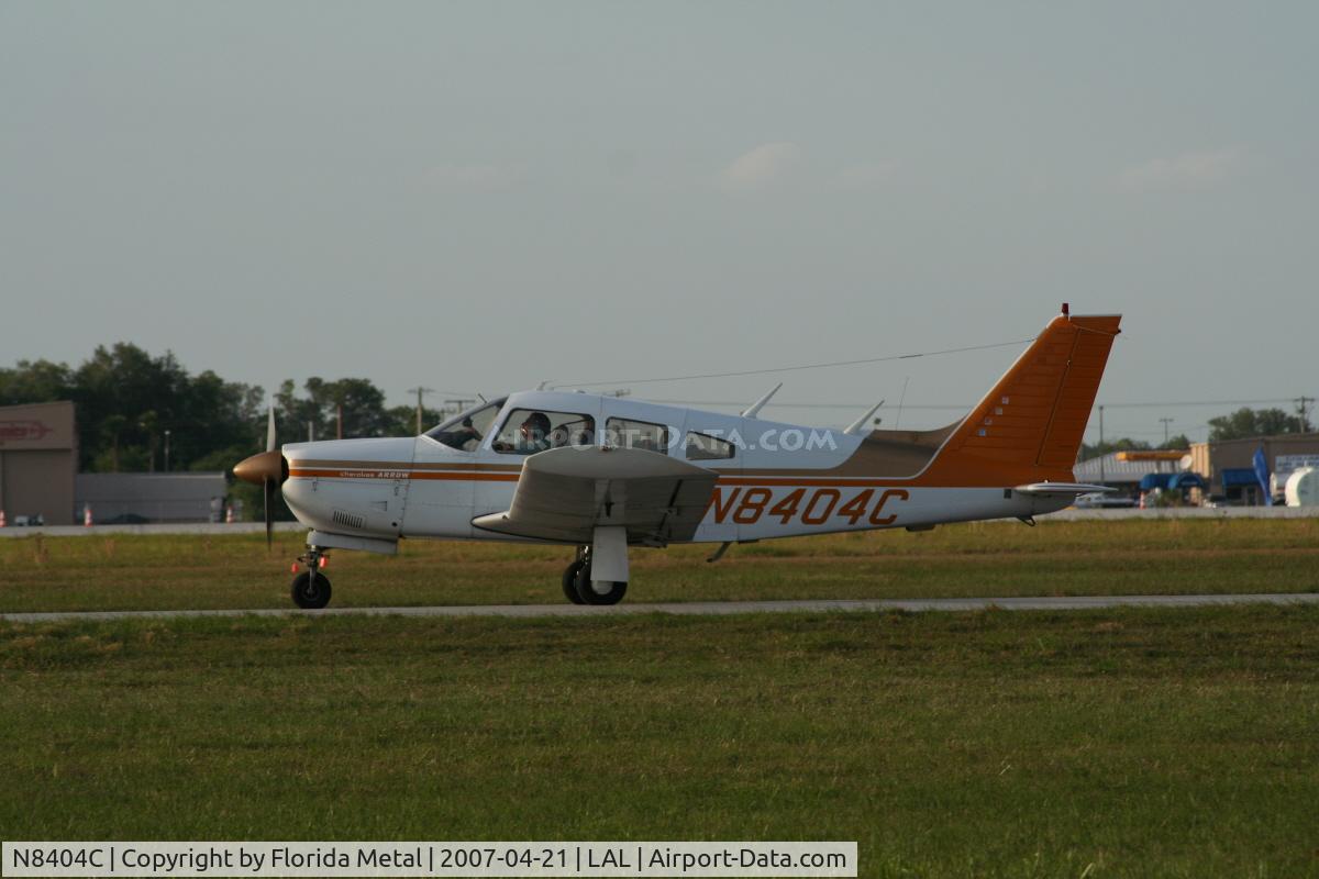 N8404C, 1976 Piper PA-28R-200 C/N 28R-7635157, PA-28R-200