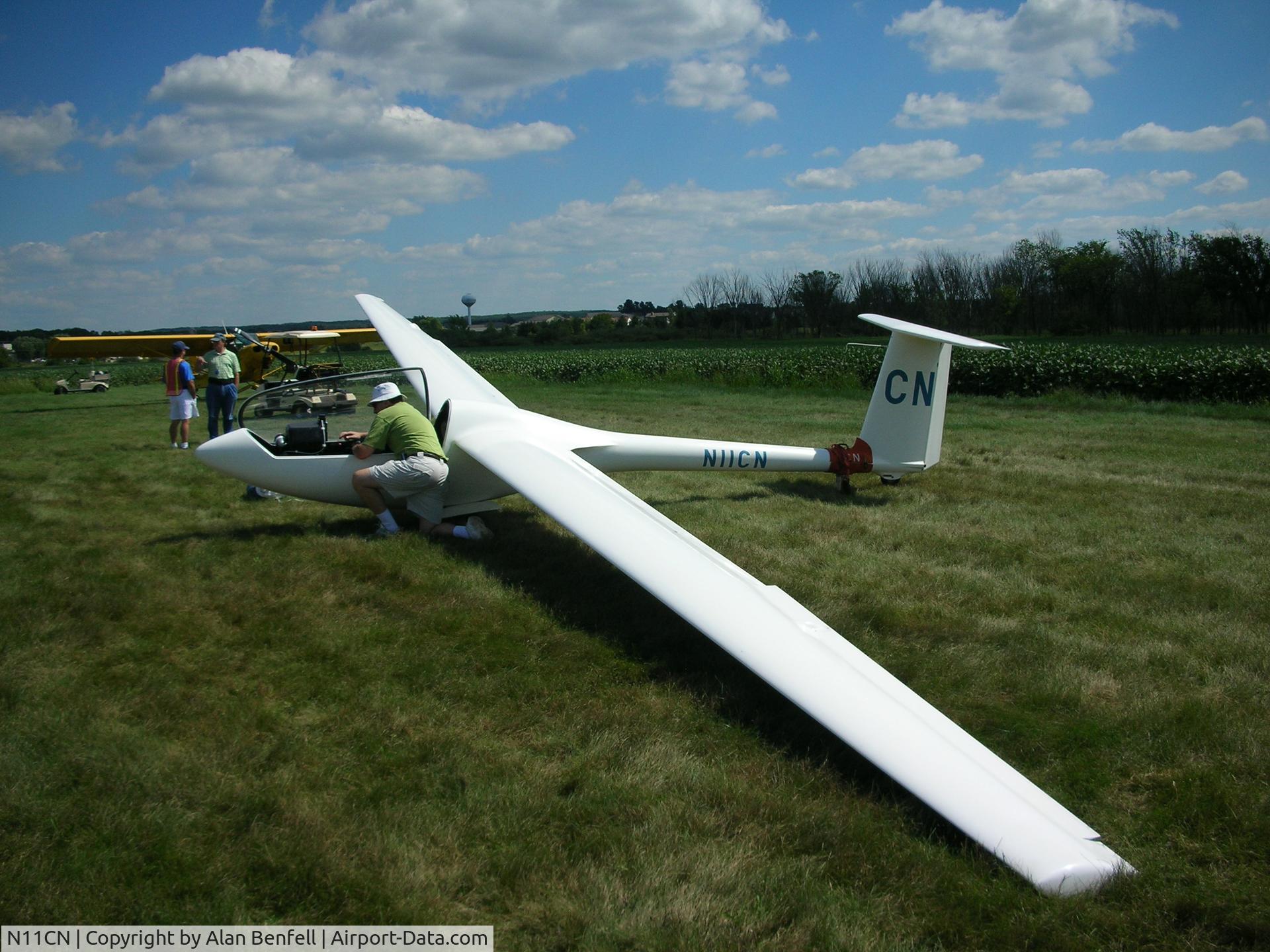 N11CN, 1976 Eiriavion PIK-20B C/N 20099, Pik 20B N11CN