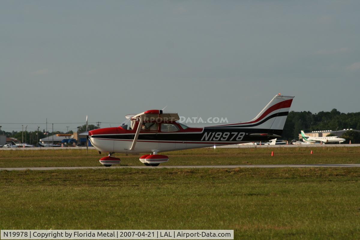 N19978, Cessna 172M C/N 17260905, C172