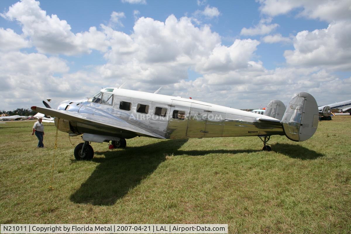 N21011, 1957 Beech E18S C/N BA-292, Beech E18