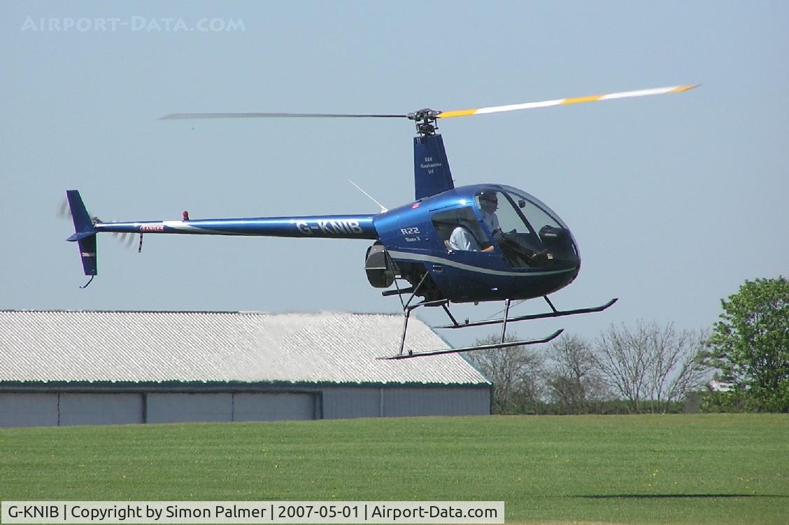 G-KNIB, 2000 Robinson R22 Beta C/N 3145, Robinson R22 at Sywell