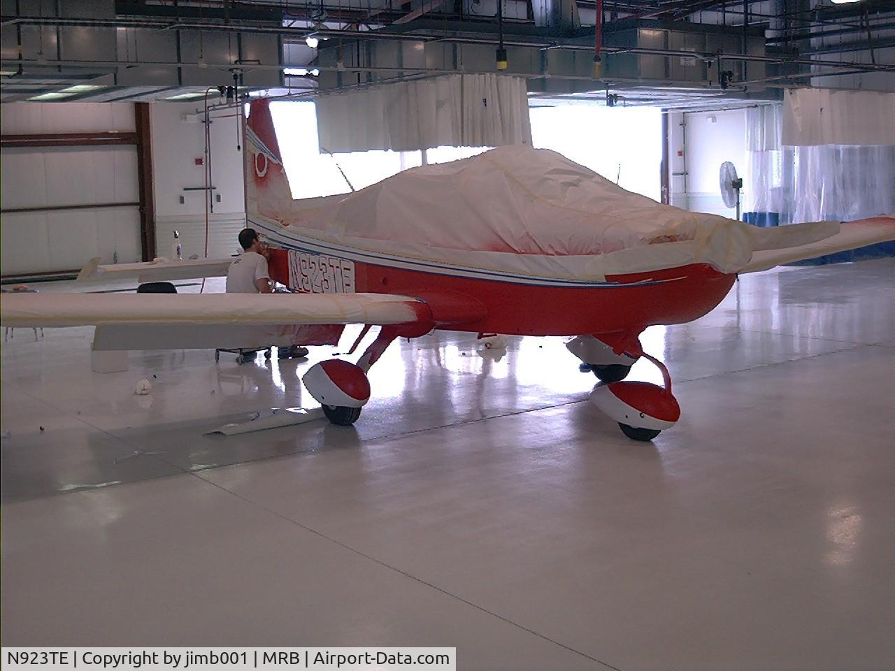 N923TE, 2001 Tiger Aircraft Llc AG-5B C/N 10202, in the paint shop