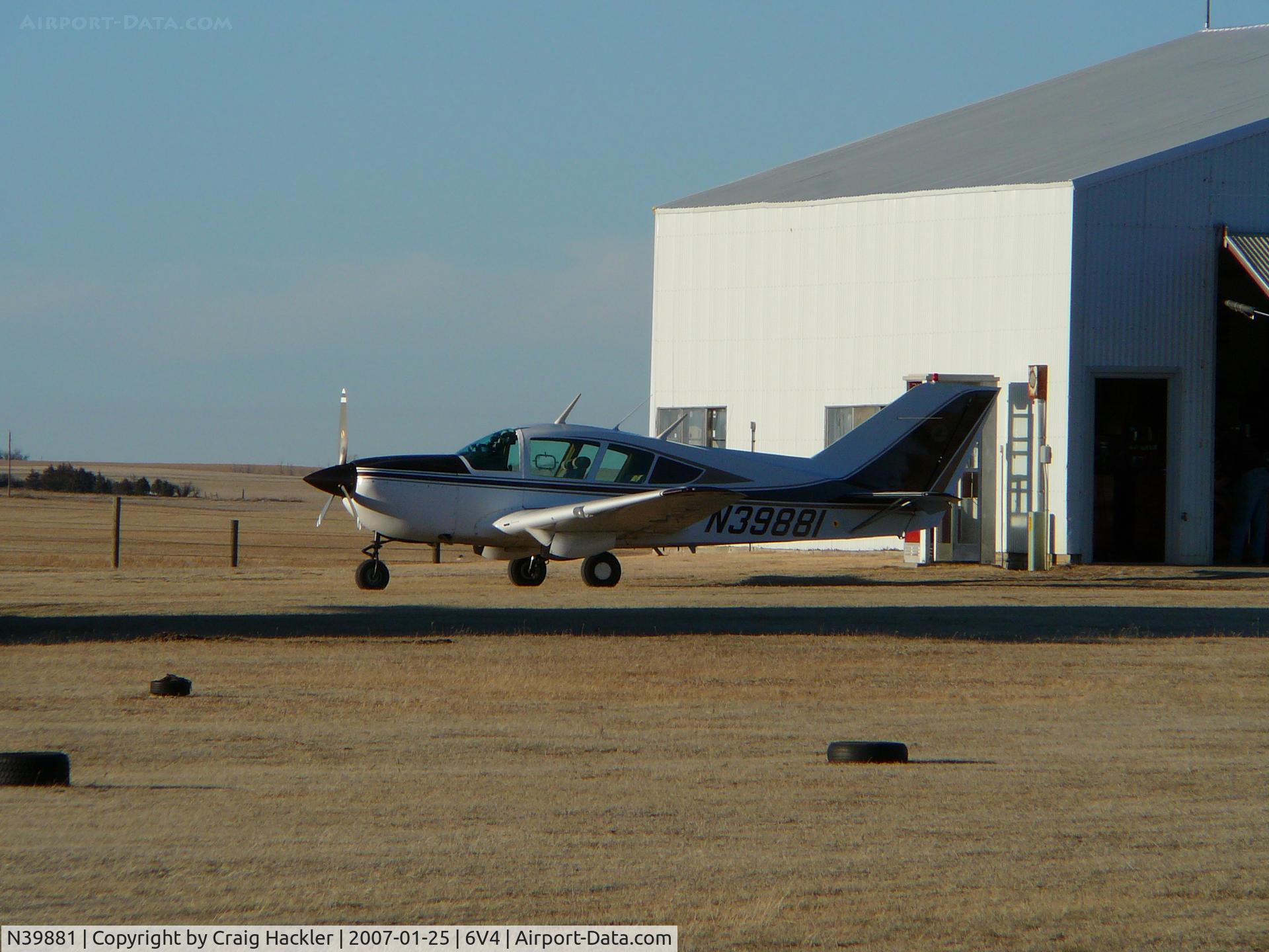 N39881, 1973 Bellanca 17-30A Viking C/N 73-30539, N39881 at Wall, SD