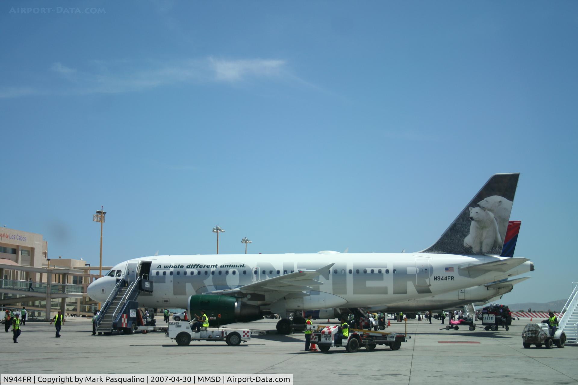 N944FR, 2006 Airbus A319-111 C/N 2700, Airbus A319