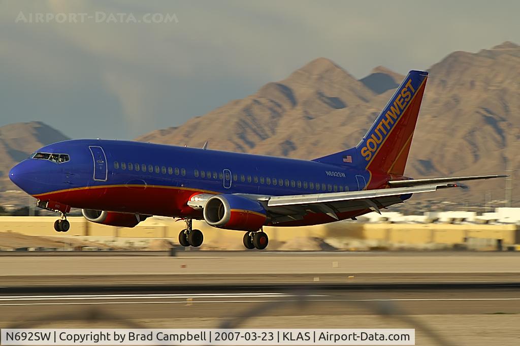 N692SW, 1985 Boeing 737-3T5 C/N 23062, Southwest Airlines / 1985 Boeing 737-3T5