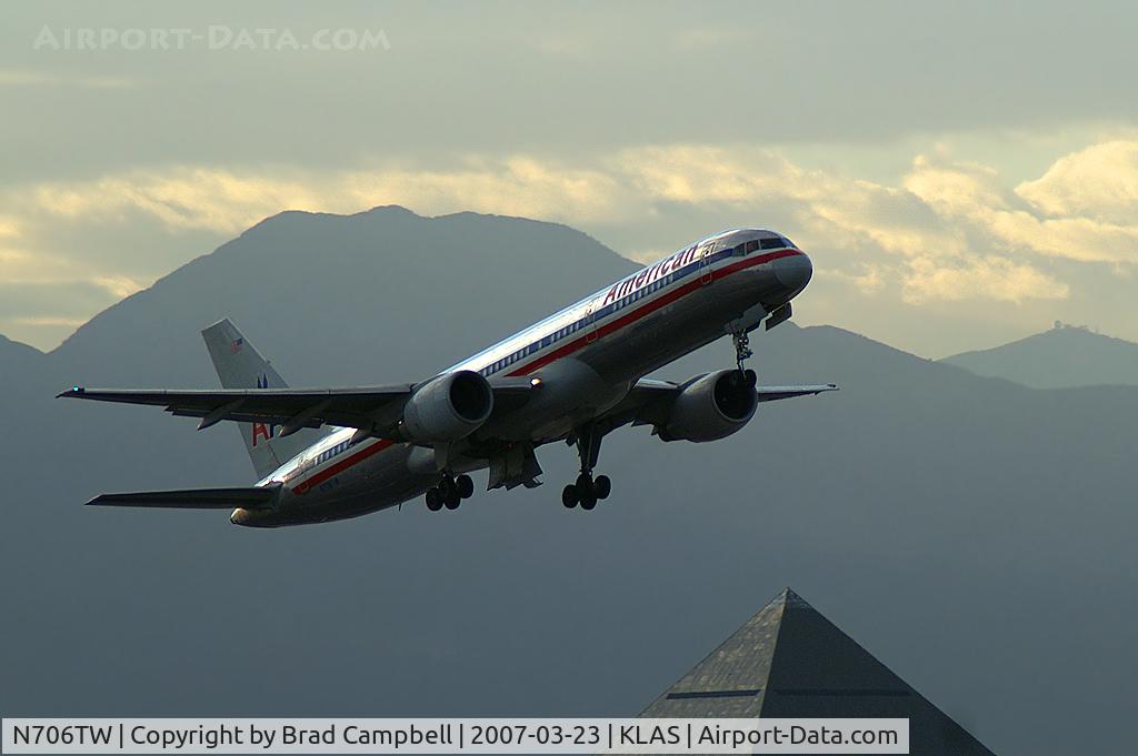 N706TW, 1997 Boeing 757-2Q8 C/N 28165, American Airlines / 1997 Boeing 757-2Q8