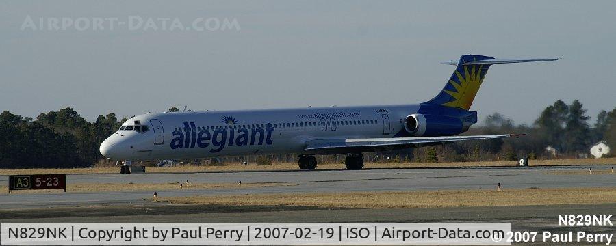 N829NK, 1990 McDonnell Douglas MD-82 (DC-9-82) C/N 49931, Allegiant Air just getting in