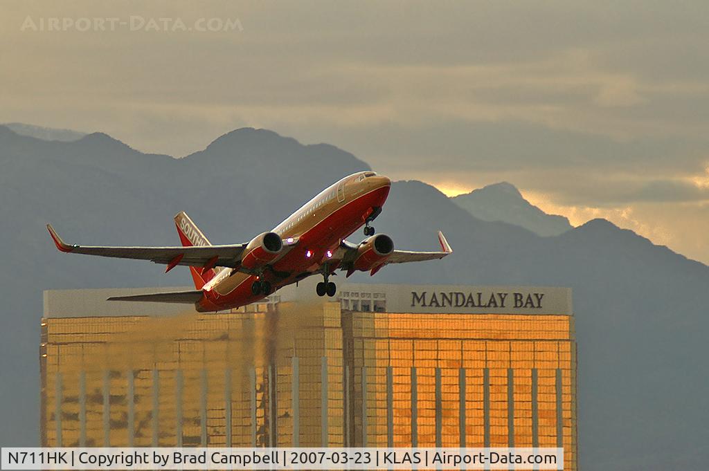 N711HK, 1998 Boeing 737-7H4 C/N 27845, Southwest Airlines - 'The Herbert D. Kelleher' / 1998 Boeing 737-7H4
