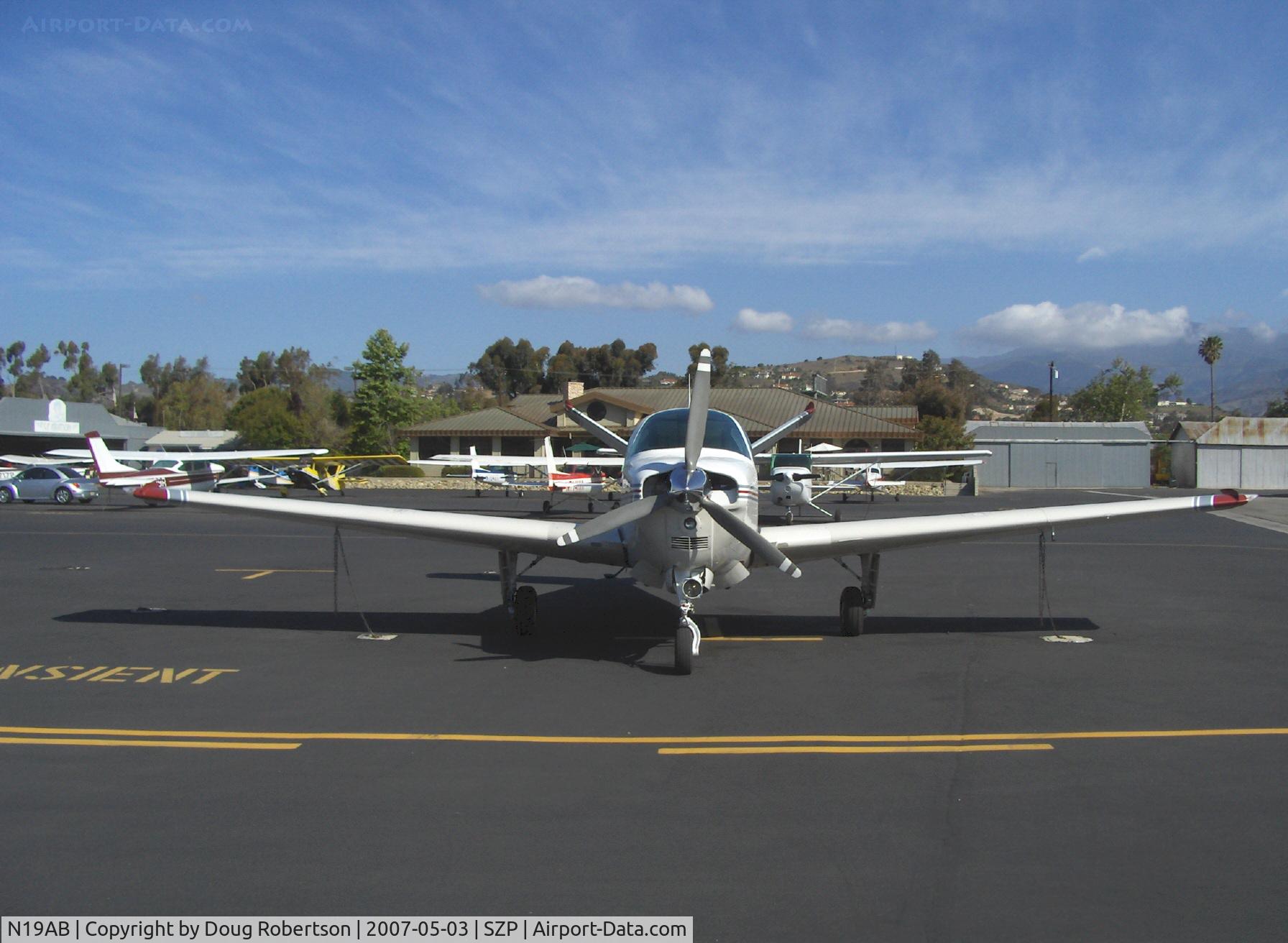 N19AB, 1964 Beech S35 Bonanza C/N D-7701, 1964 Beech S35 BONANZA, Continental IO-520-B 285 Hp. tri-blade prop