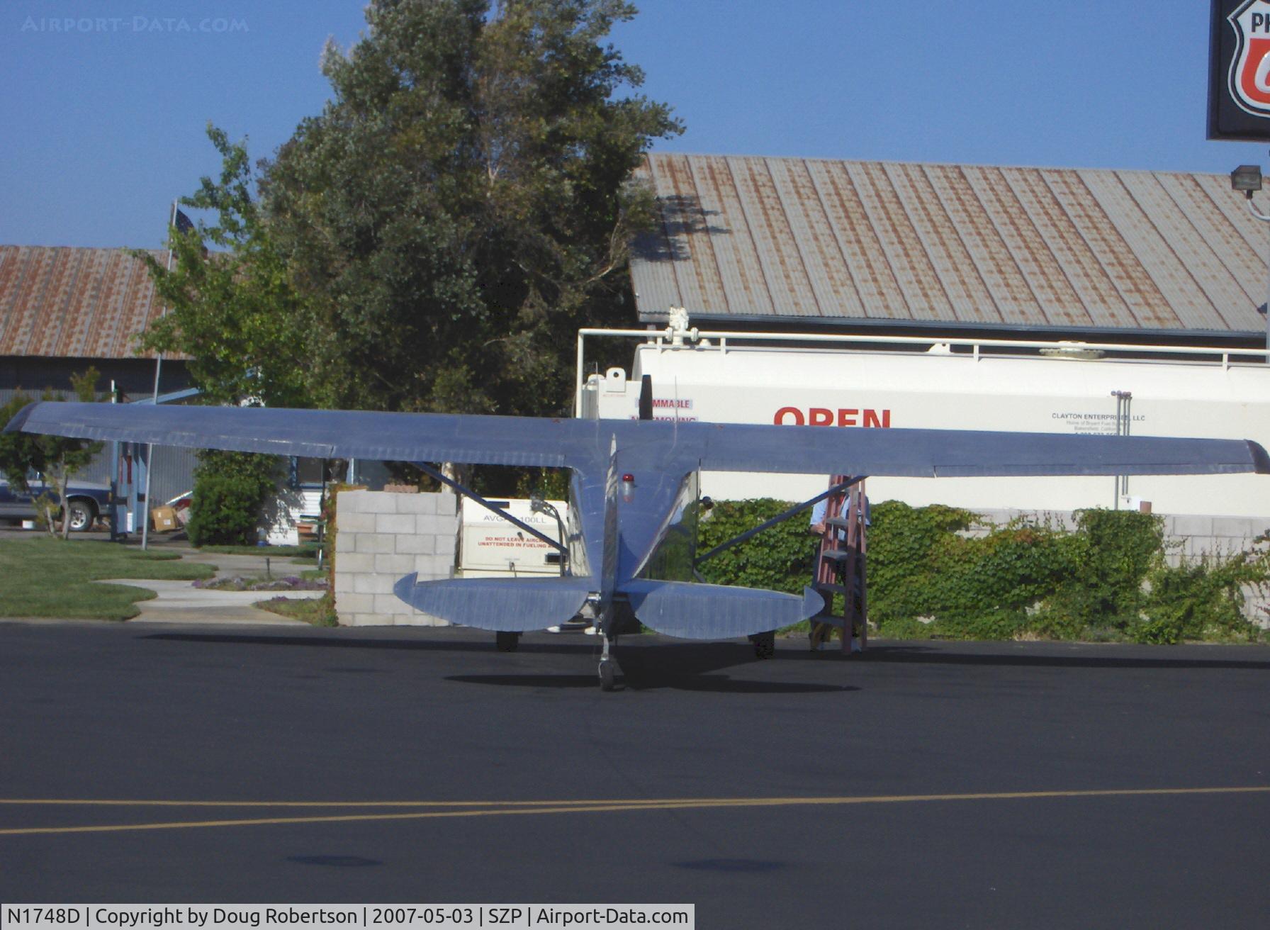 N1748D, 1951 Cessna 170A C/N 20191, 1951 Cessna 170A, Continental C145 145 Hp, refueling