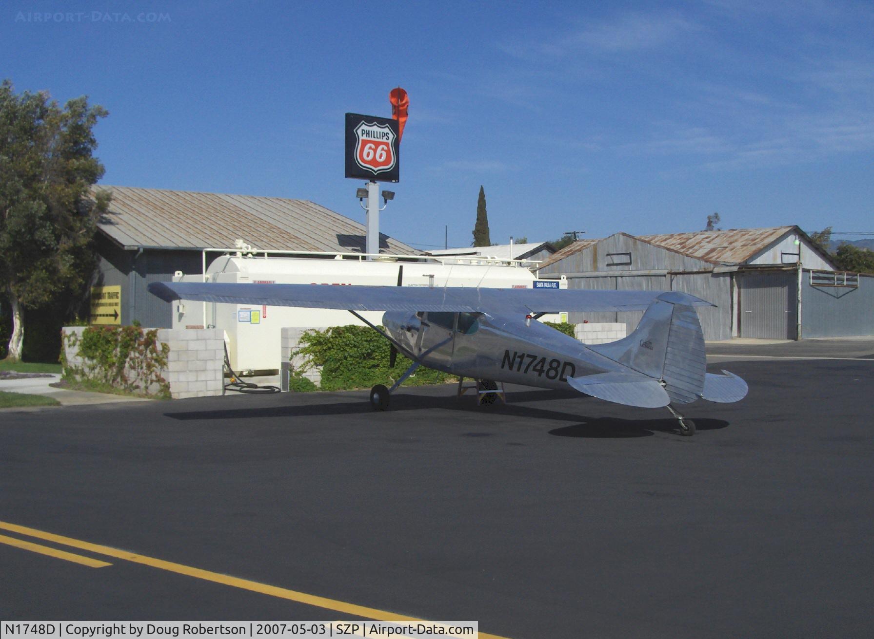 N1748D, 1951 Cessna 170A C/N 20191, 1951 Cessna 170A, Continental C145 145 Hp, refueling