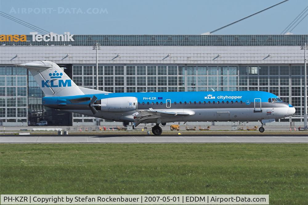 PH-KZR, 1995 Fokker 70 (F-28-0070) C/N 11551, Fokker 70 of cityhopper.