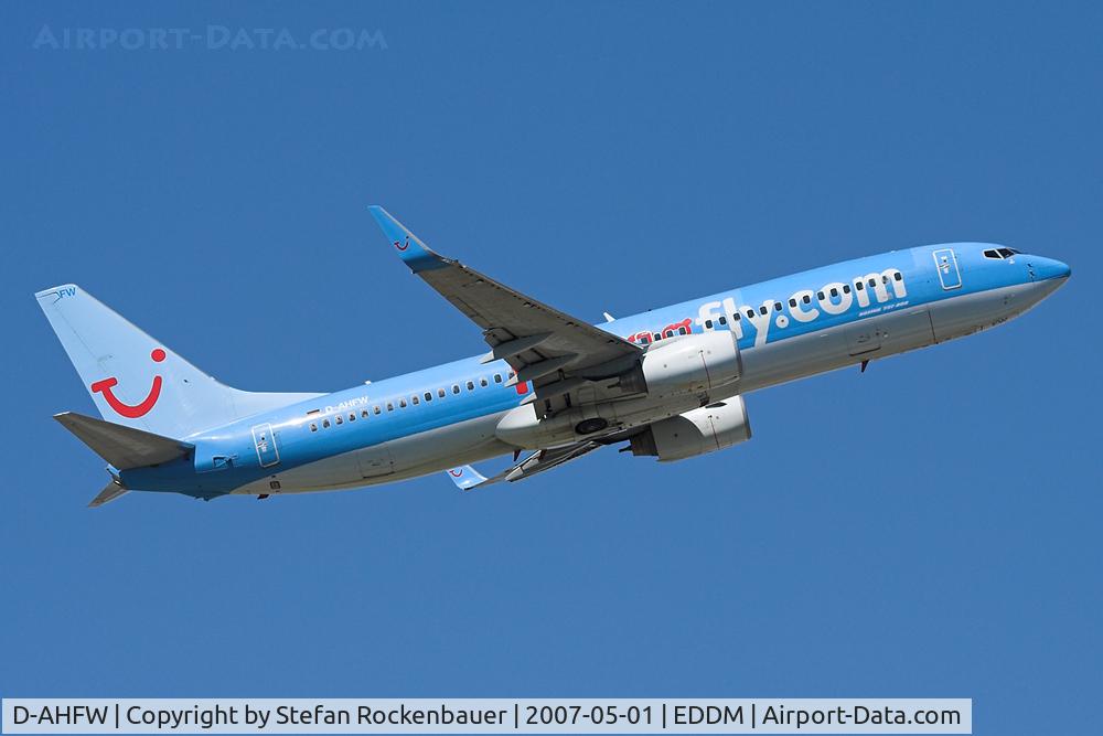 D-AHFW, 2001 Boeing 737-8K5 C/N 30882, TUIfly in old c/s.
