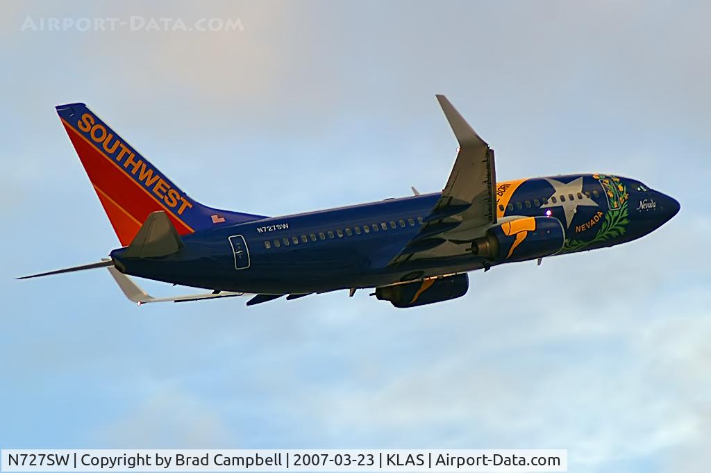 N727SW, 1999 Boeing 737-7H4 C/N 27859, Southwest Airlines - 'Nevada One' / 1999 Boeing 737-7H4