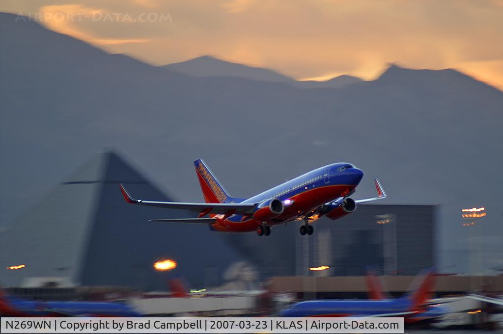 N269WN, 2007 Boeing 737-7H4 C/N 32526, Southwest Airlines / 2007 Boeing 737-7H4