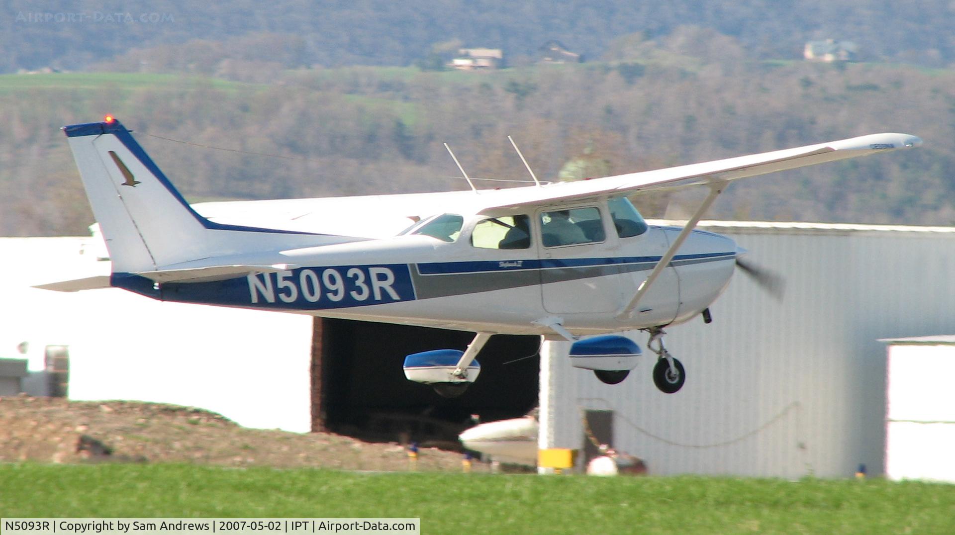 N5093R, 1974 Cessna 172M C/N 17263331, This was the culmination of a simulated engine out.  The guy flying was doing the Biennial.  Really good job.