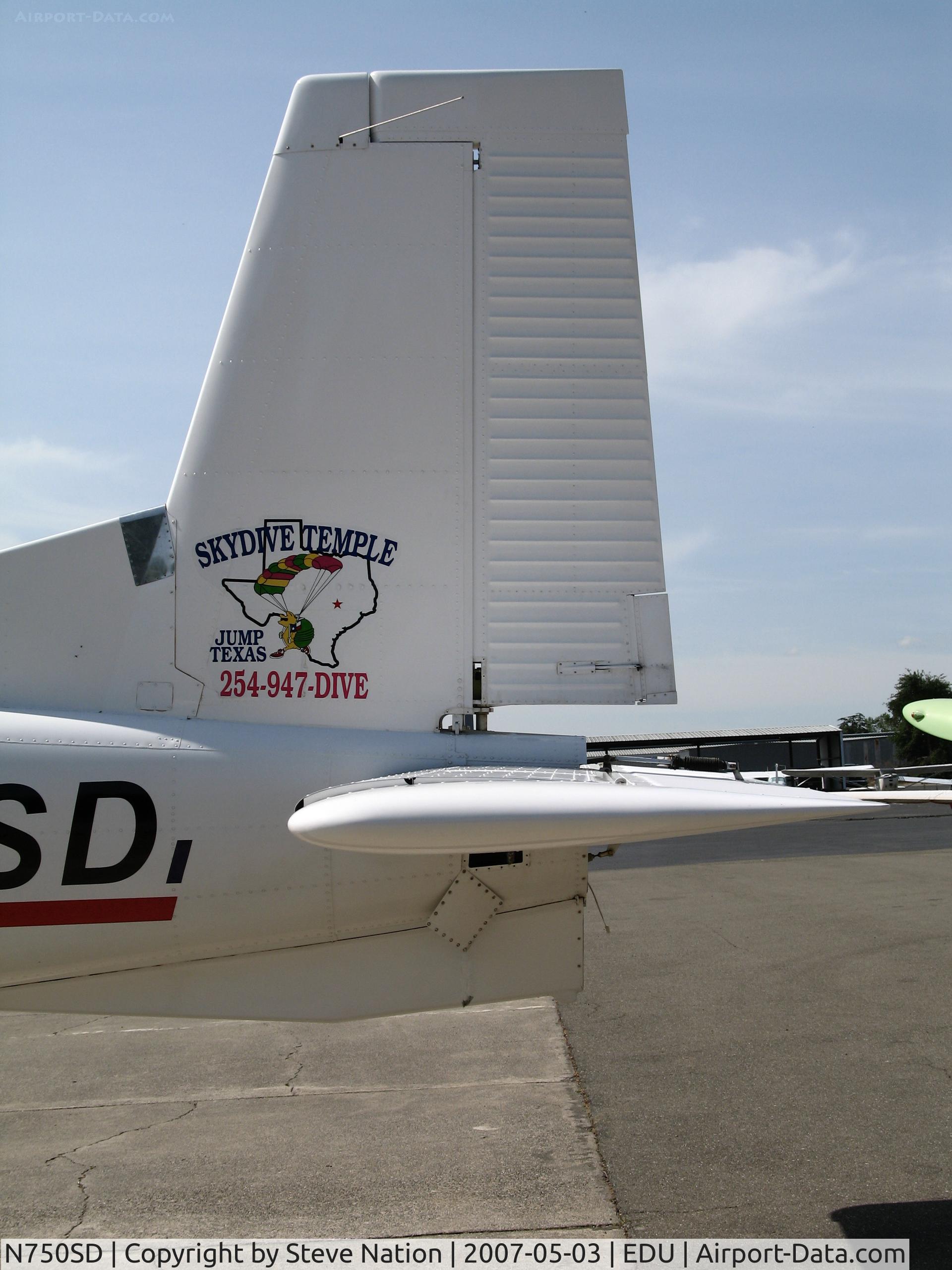 N750SD, 2004 Pacific Aerospace 750XL C/N 111, Skydive Temple (TX) 2004 Pacific Aerospace 750XL for skydiving @ University Airport (Davis), CA