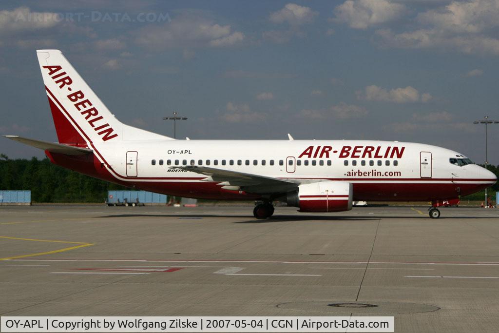 OY-APL, 1998 Boeing 737-5L9 C/N 28996, visitor