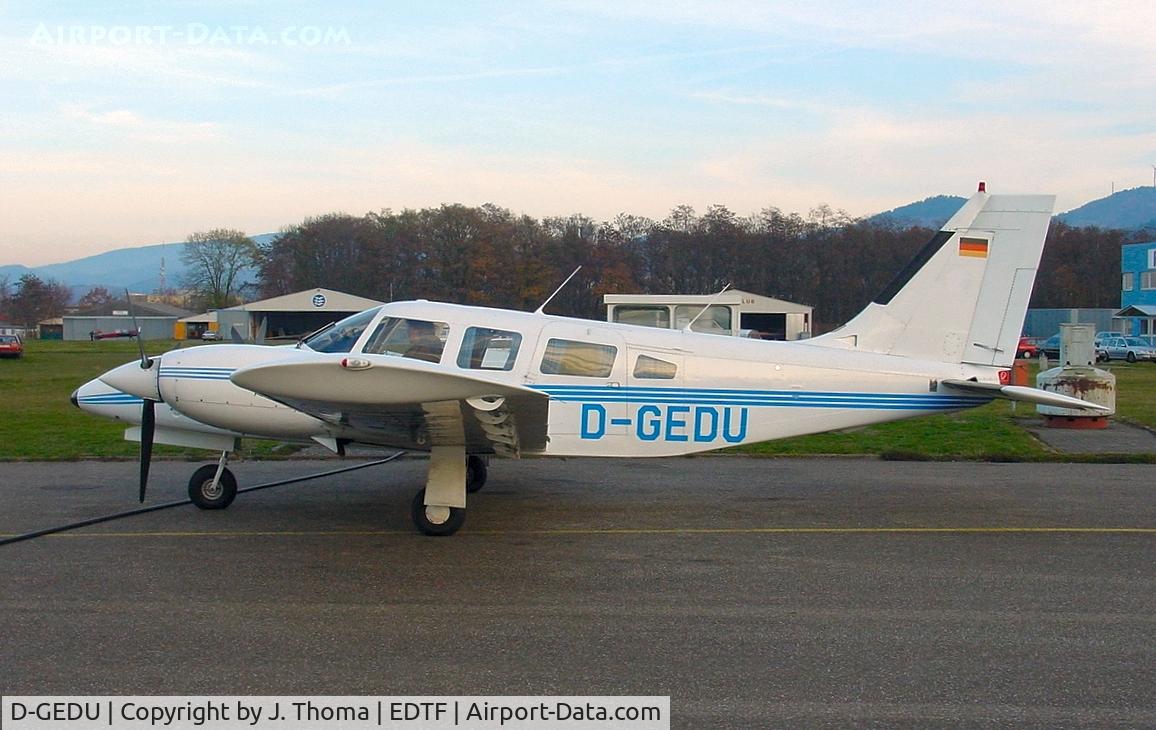 D-GEDU, Piper PA-34-220T Seneca V C/N 34-8133176, Piper PA-34-220T Seneca V