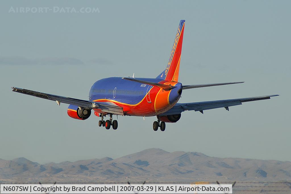 N607SW, 1995 Boeing 737-3H4 C/N 27927, Southwest Airlines - 'The June M. Morris' / 1995 Boeing 737-3H4